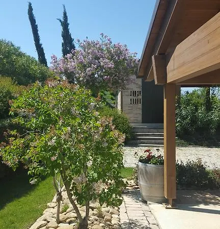 熊与蜂住宿加早餐酒店 农家乐