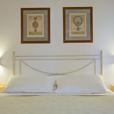 熊与蜂住宿加早餐酒店 * 朱利亚诺瓦