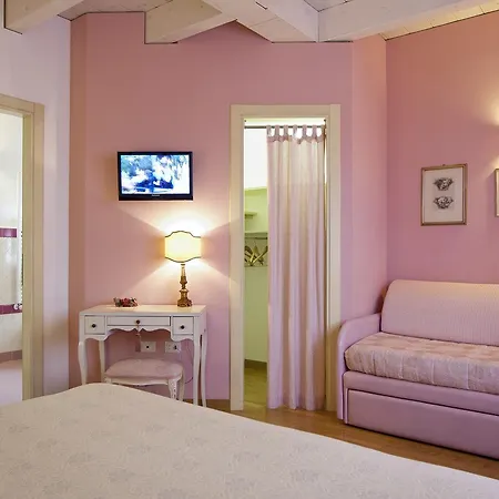 农家乐 熊与蜂住宿加早餐酒店 朱利亚诺瓦