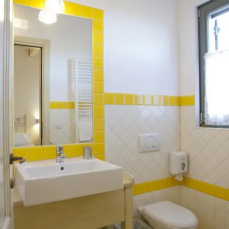 熊与蜂住宿加早餐酒店 农家乐 朱利亚诺瓦